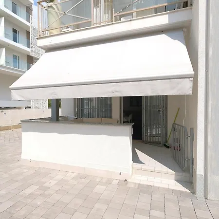 3 6 Posti Letto 30m Dal Mare Piazza Aurora Lido di Jesolo